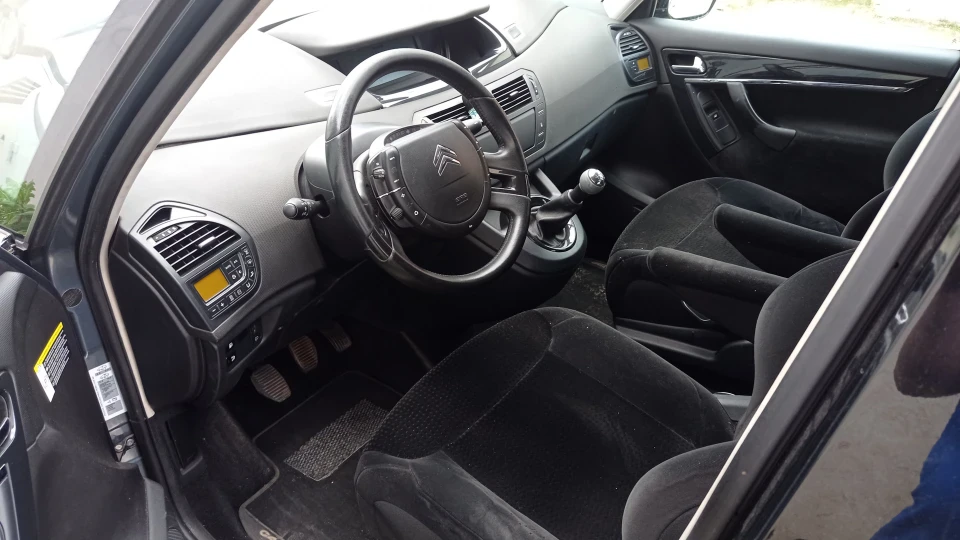 Citroen Grand C4 Picasso Сірий-Пікачу 2