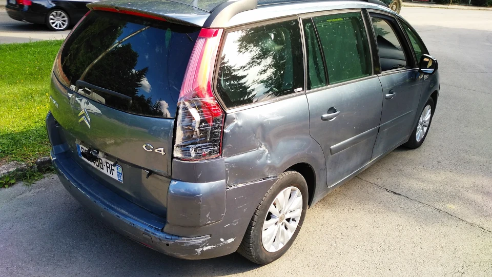 Citroen Grand C4 Picasso Жуйка 2