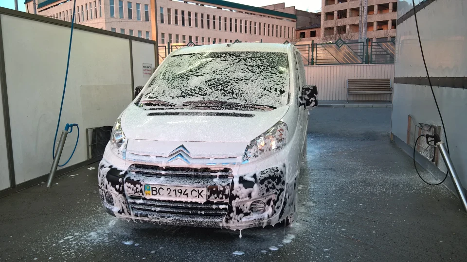 Citroen Jumpy <2,0_Turbo_Family_Car> 4