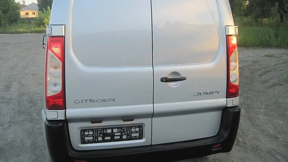 Citroen Jumpy Нервовий 3