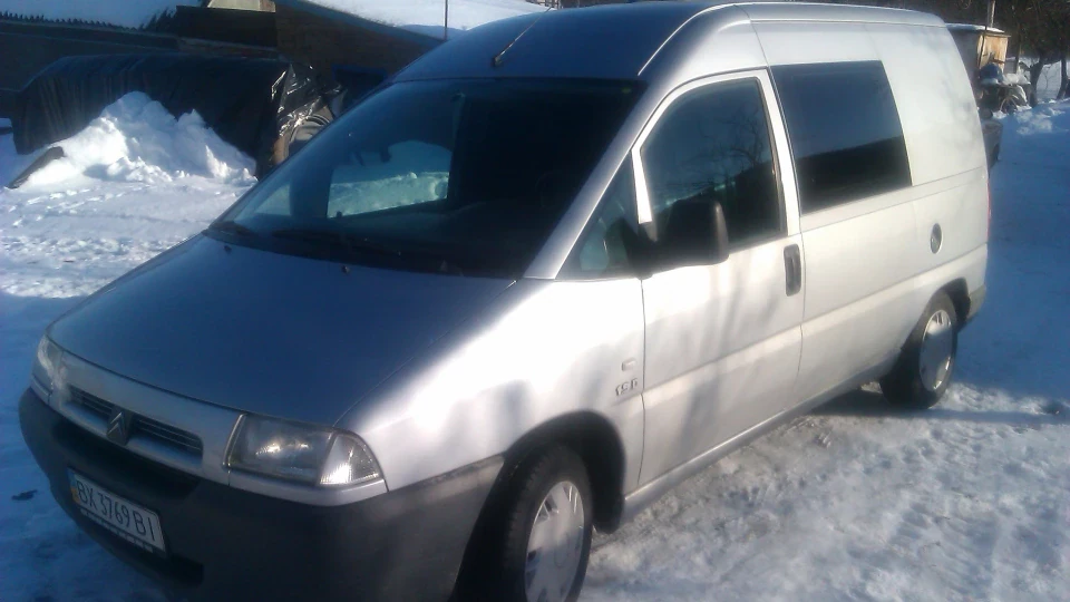 Citroen Jumpy сірий металік. 1.9D 2