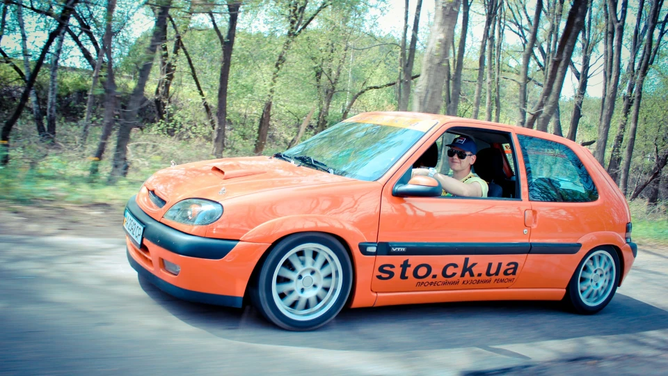 Citroen Saxo VTS Бадьорий Оранж 3