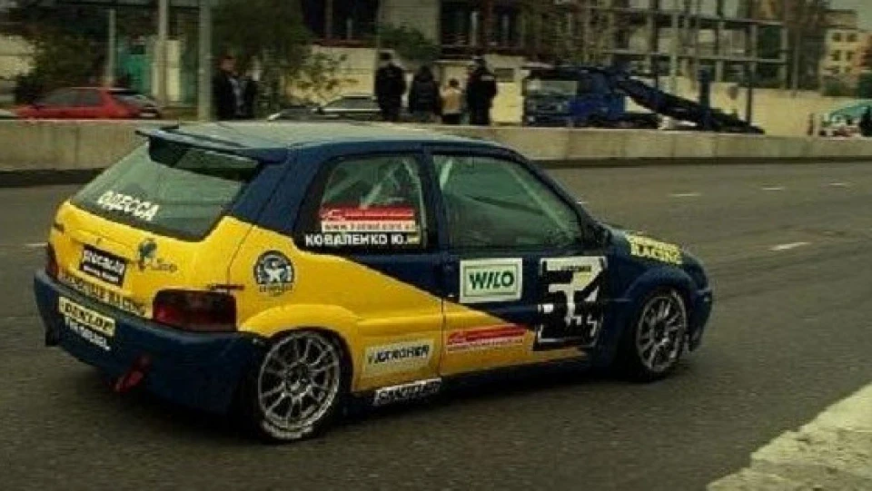 Citroen Saxo VTS заводської підготовки 3