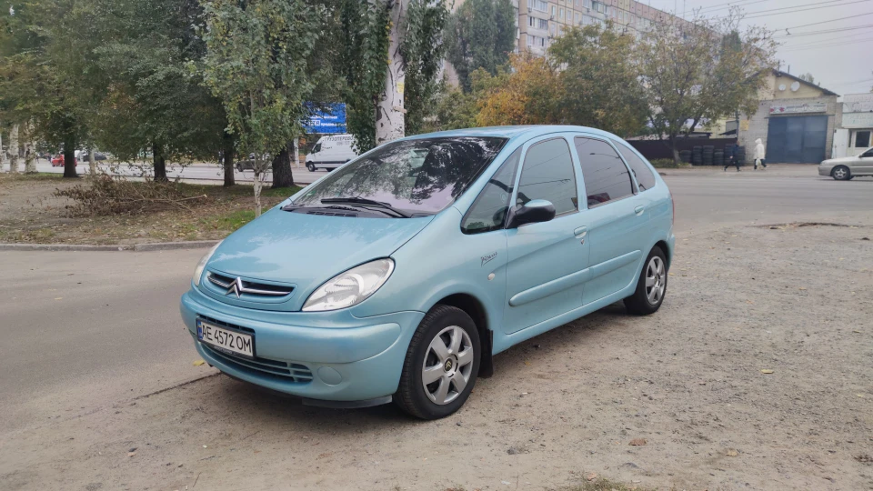 Citroen Xsara Picasso 1.8 EW7J4 3