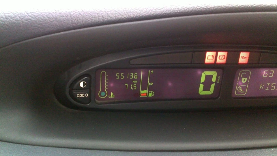 Citroen Xsara Picasso Акваріум на колесах 2