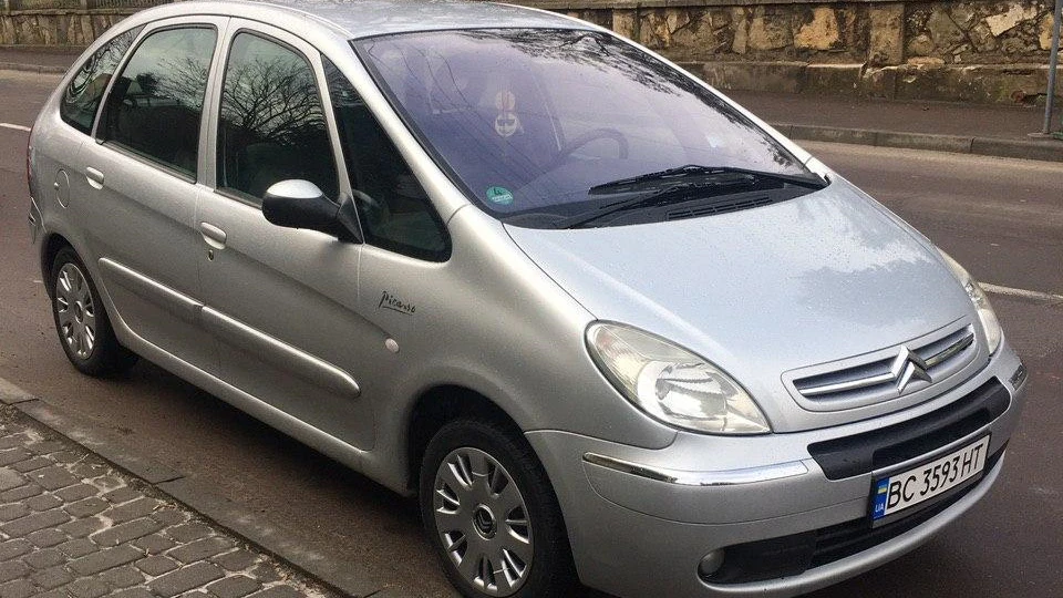 Citroen Xsara Picasso Художник