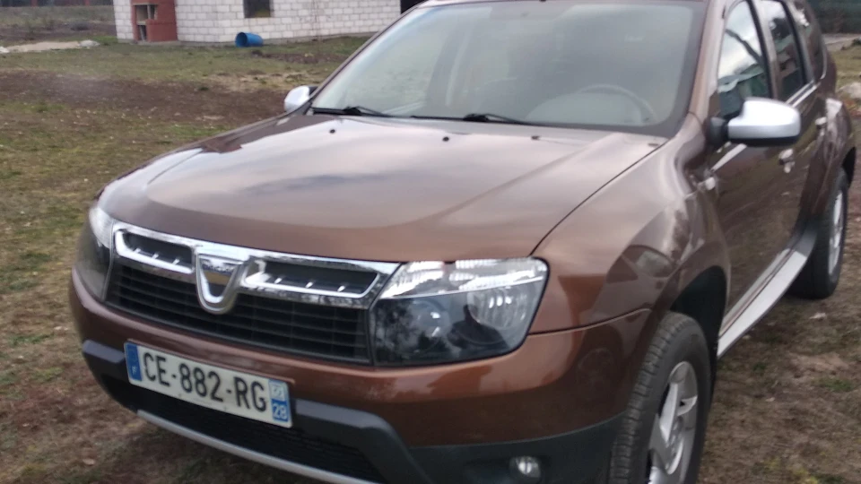 Dacia Duster піднімаючий пил 😋 4