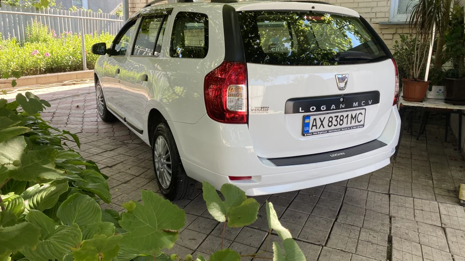 Dacia Logan MCV Біла конячка 2