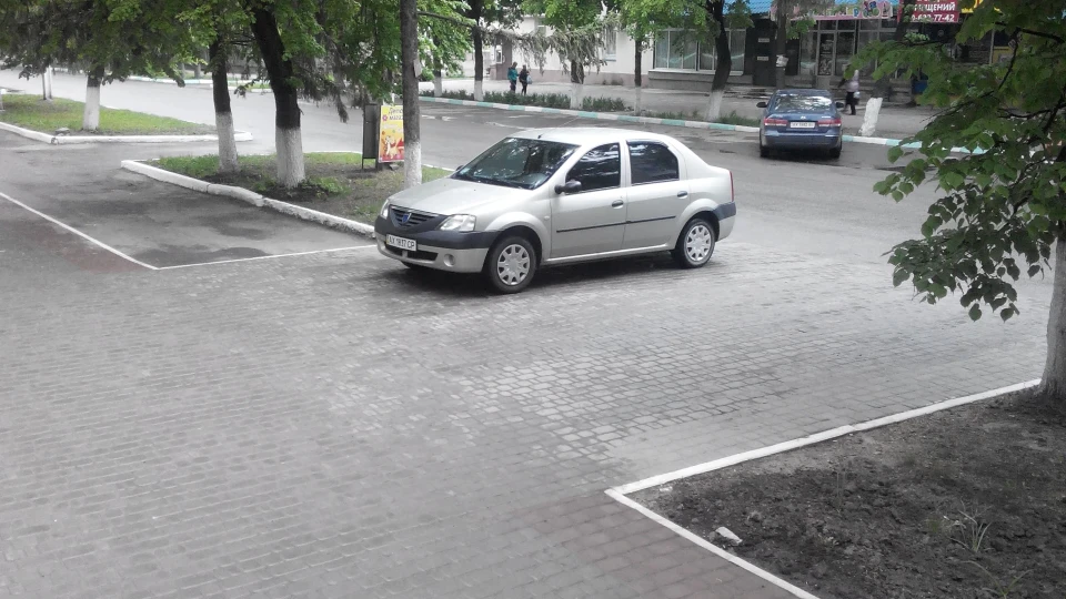 Dacia Logan 4