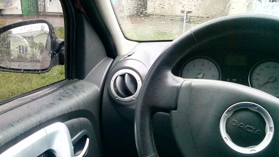 Dacia Logan 1.6i газ-бенз 2