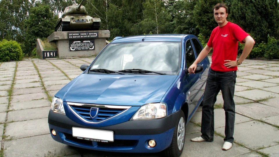 Dacia Logan Blue Airborne 5