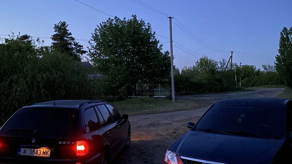 Dacia Logan Мокрий асфальт. Ксенон 5