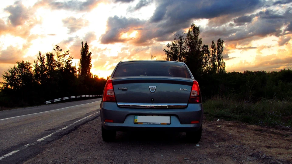 Dacia Logan сімейне авто 3