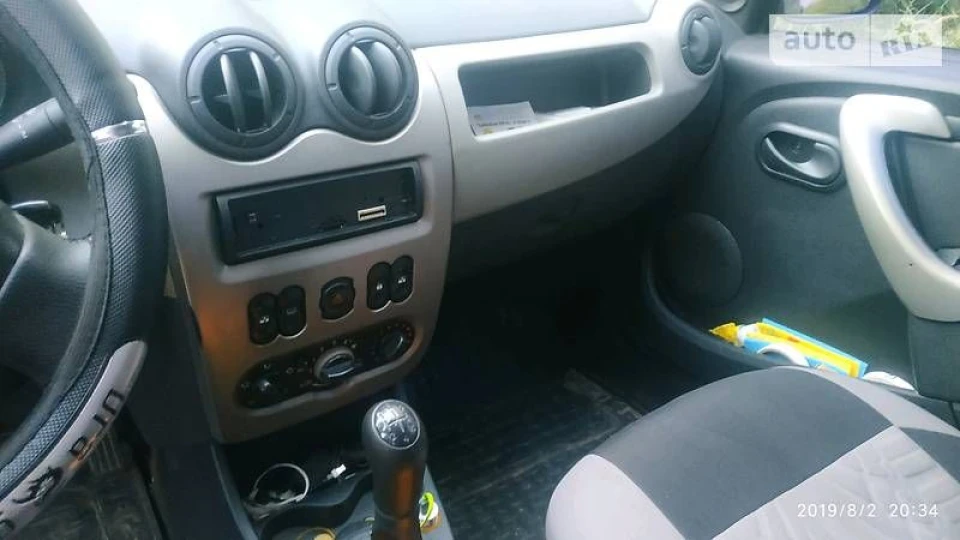 Dacia Sandero 1.4 MPI 4