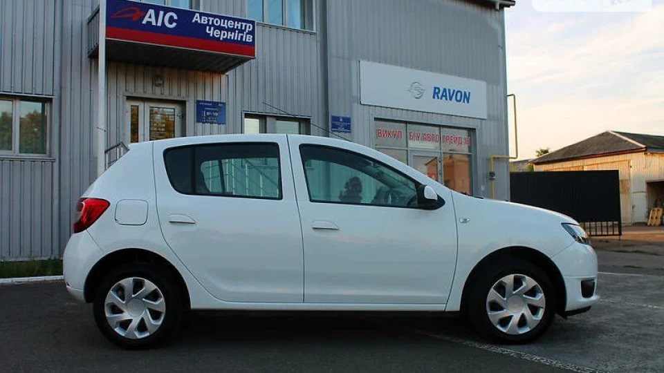 Dacia Sandero Білий 1,5dci 4
