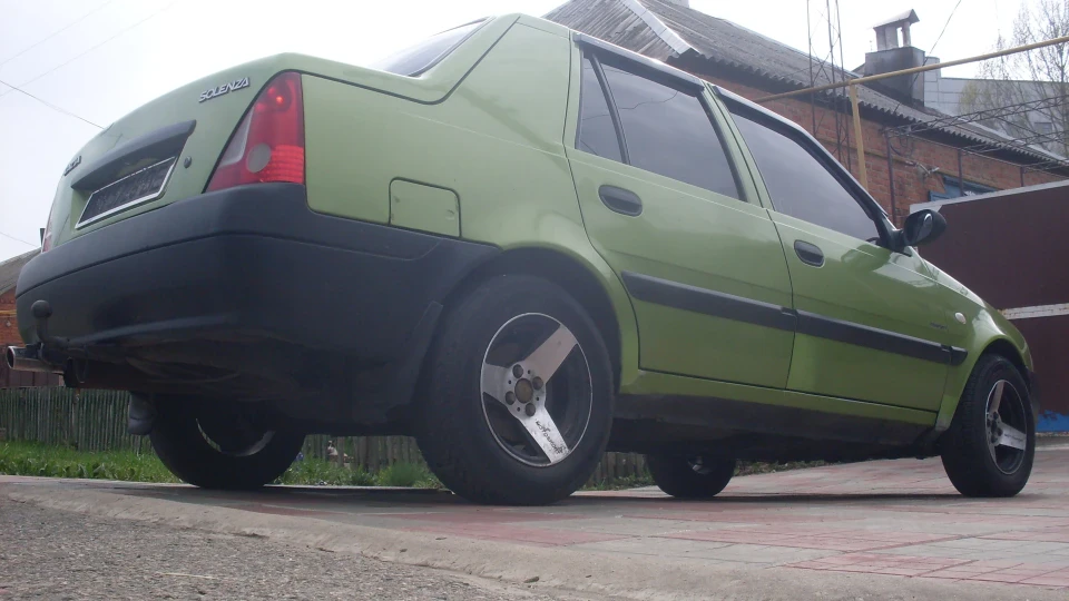 Dacia Solenza малютка