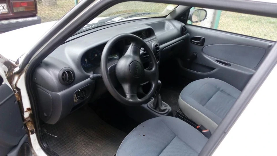 Dacia Solenza Перша 3