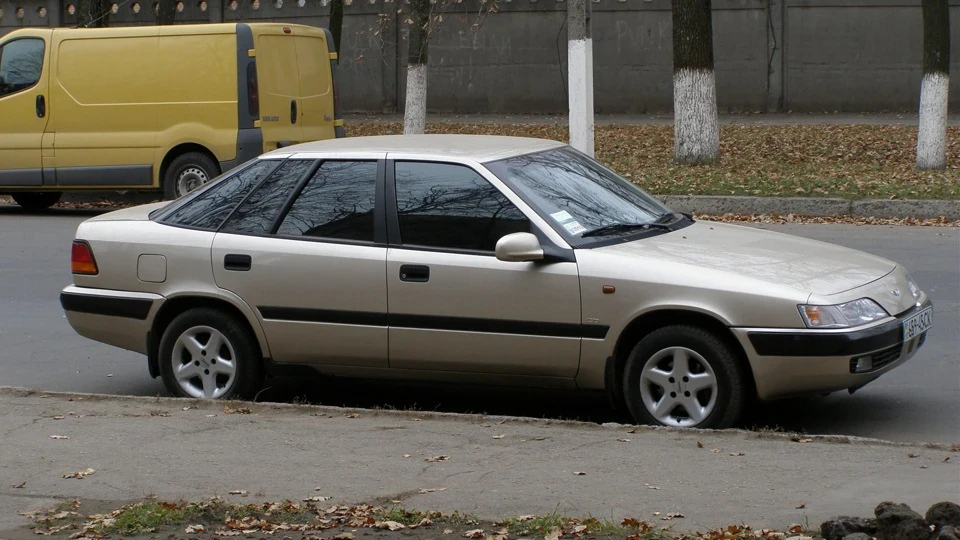 Daewoo Espero 2.0 3