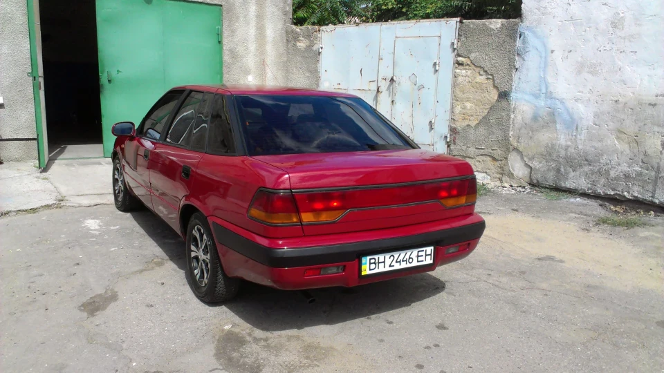 Daewoo Espero Червоний металік 2
