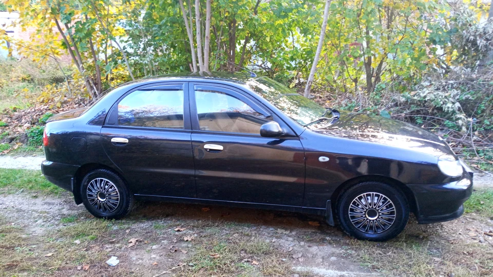 Daewoo Lanos 4