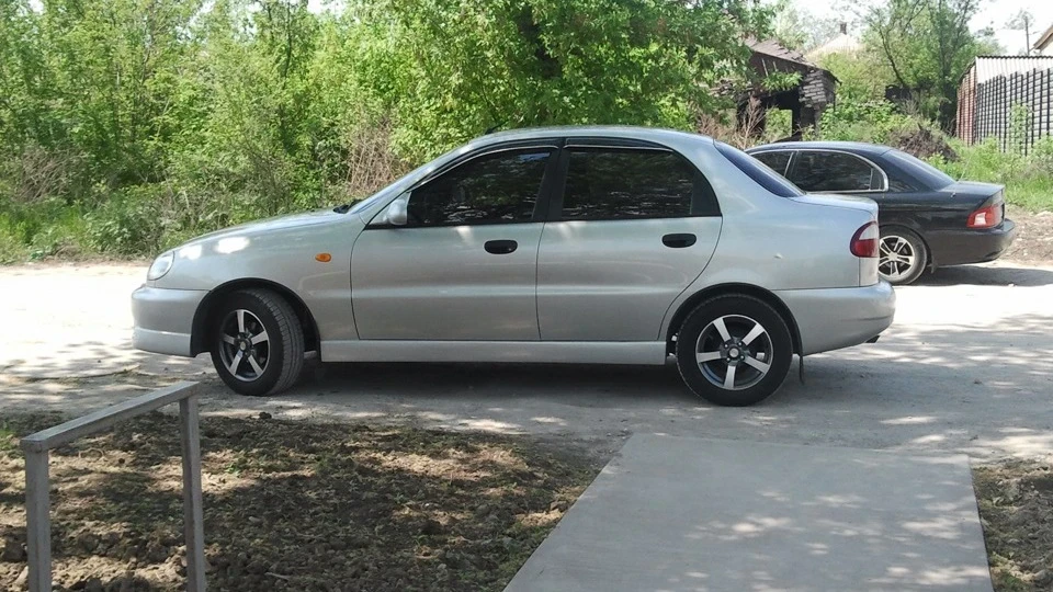 Daewoo Lanos 4