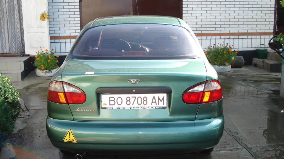 Daewoo Lanos 4