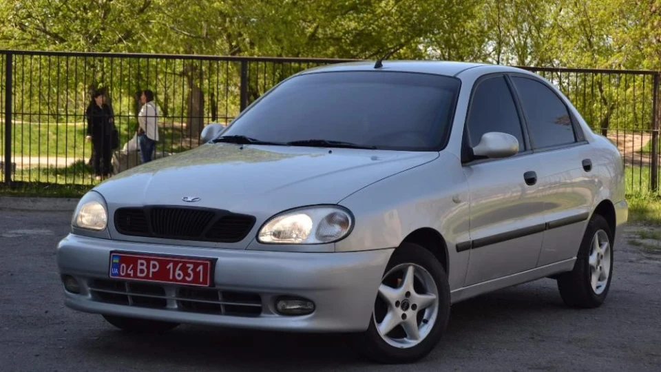 Daewoo Lanos 4