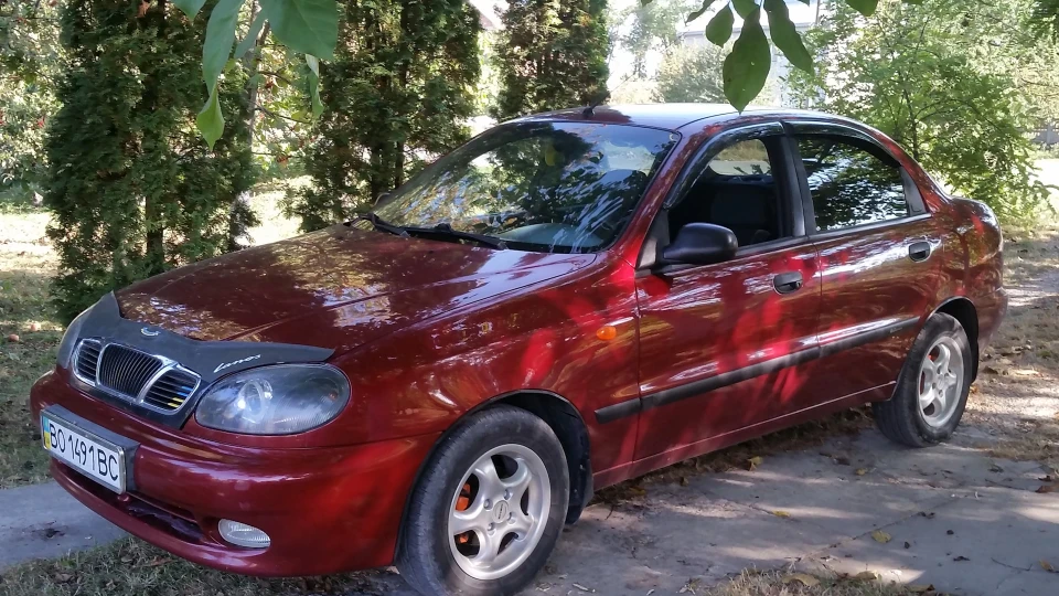 Daewoo Lanos 4