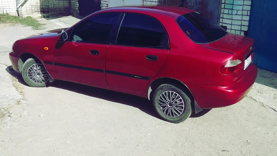 Daewoo Lanos 5