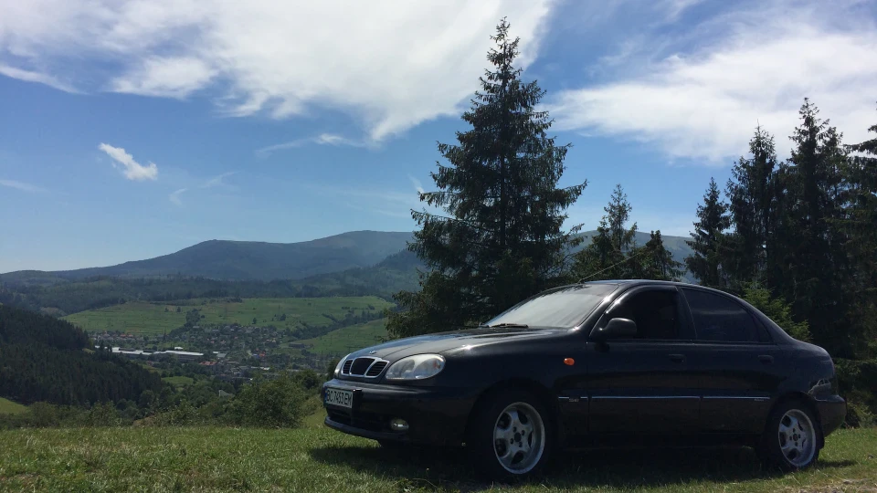 Daewoo Lanos 4