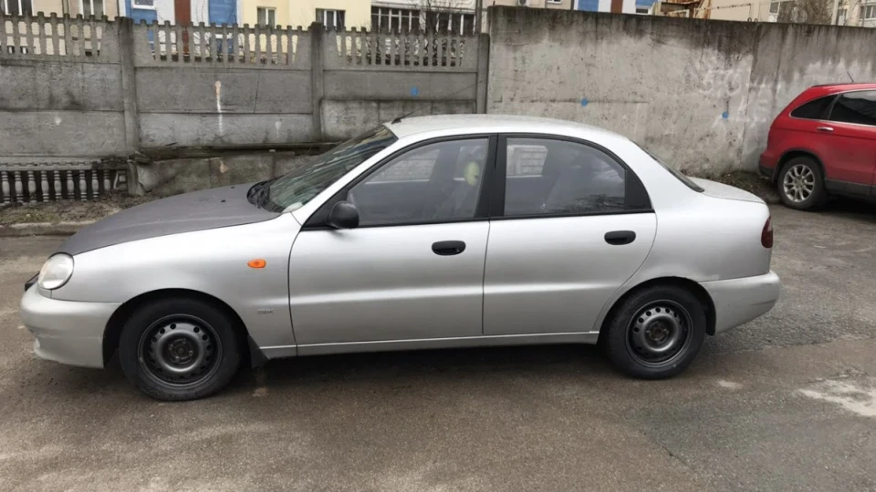 Daewoo Lanos 4