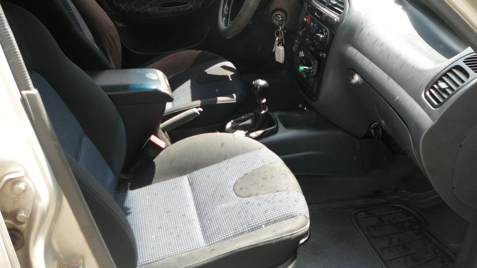 Daewoo Lanos 5