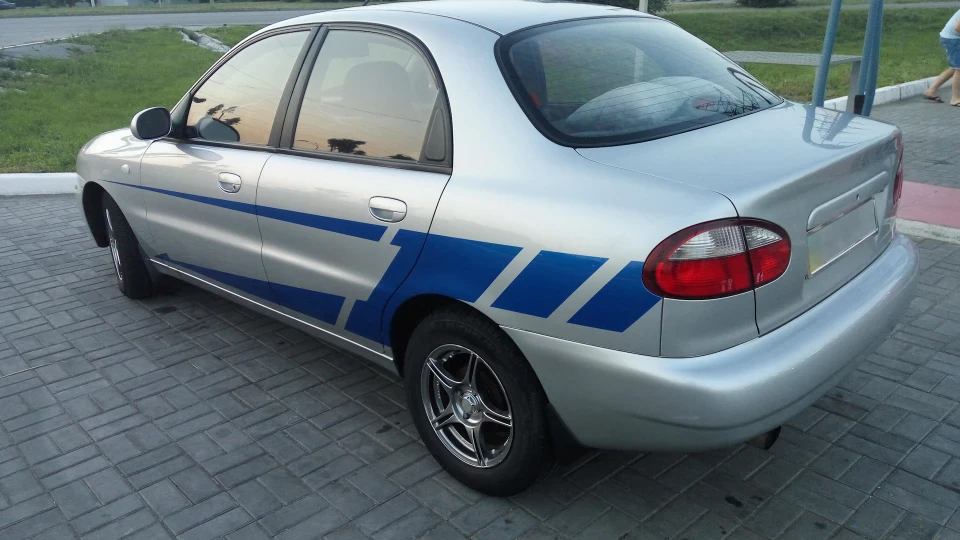 Daewoo Lanos 4