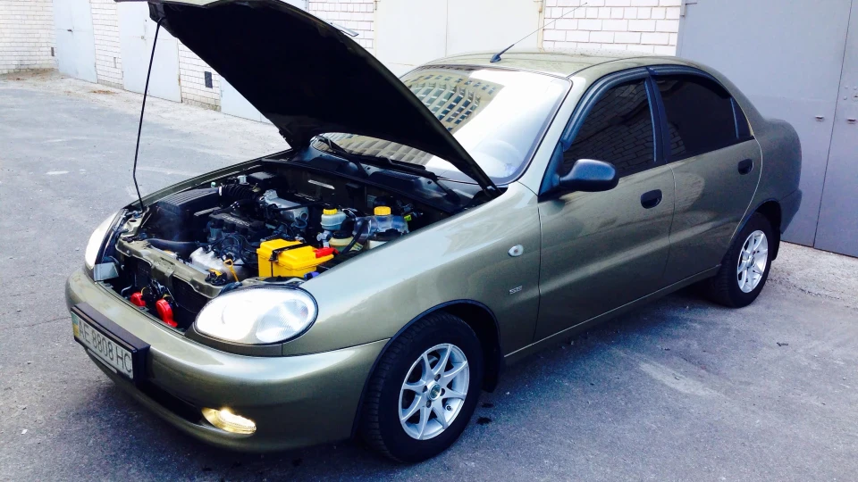 Daewoo Lanos 5
