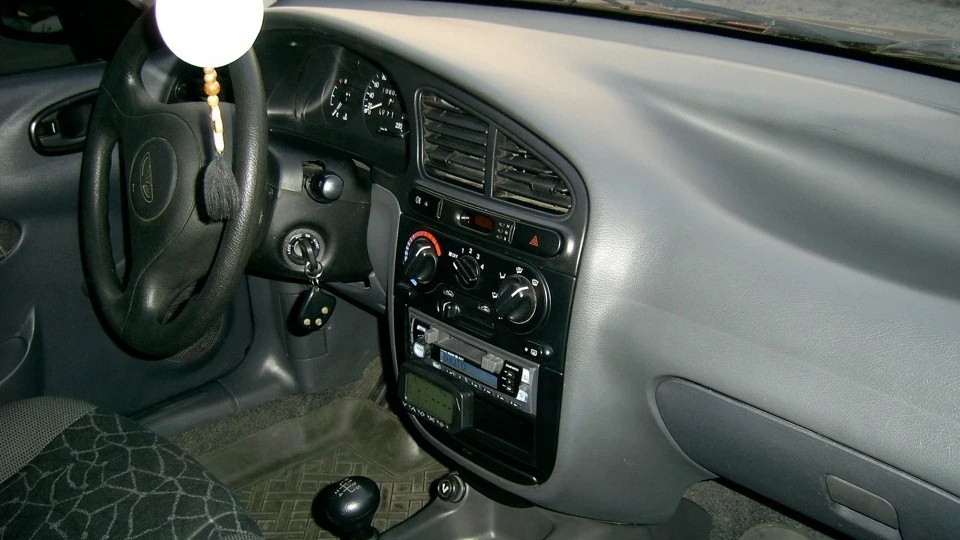 Daewoo Lanos 5