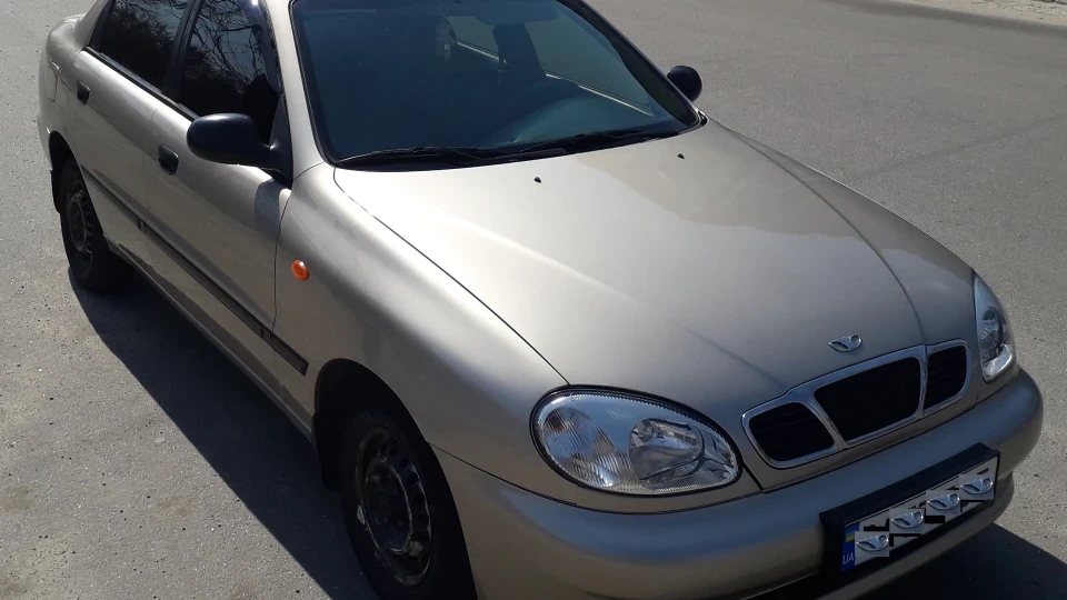Daewoo Lanos 4