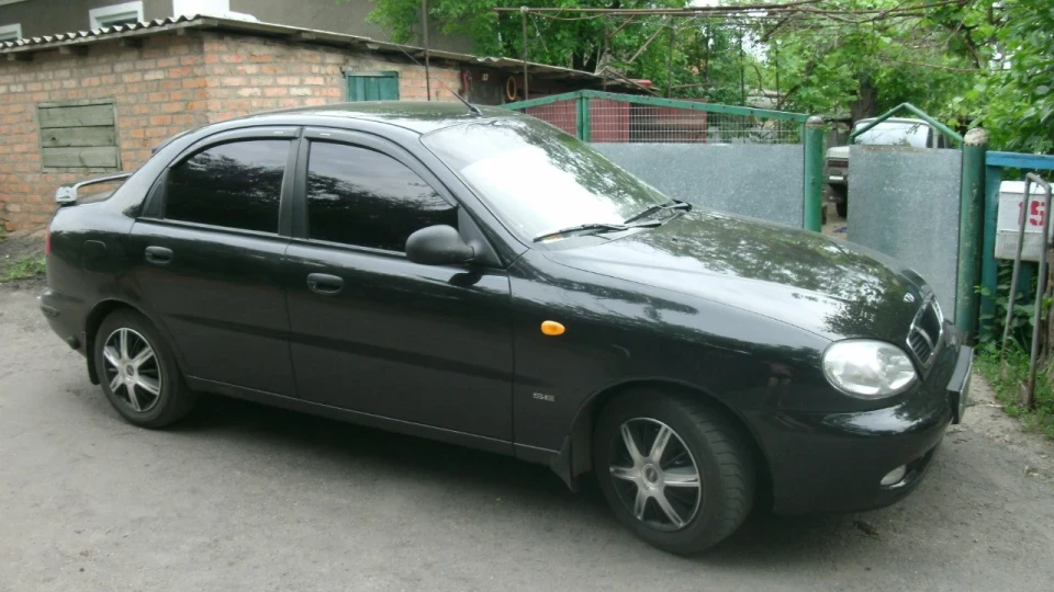 Daewoo Lanos 5