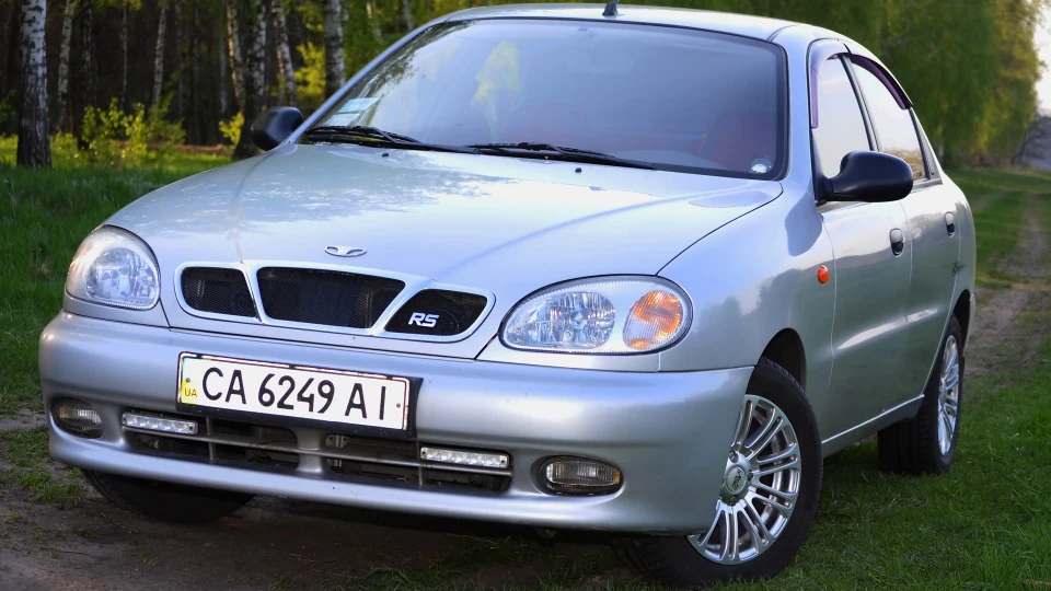Daewoo Lanos 1.5 RS SilveR(продано) 3