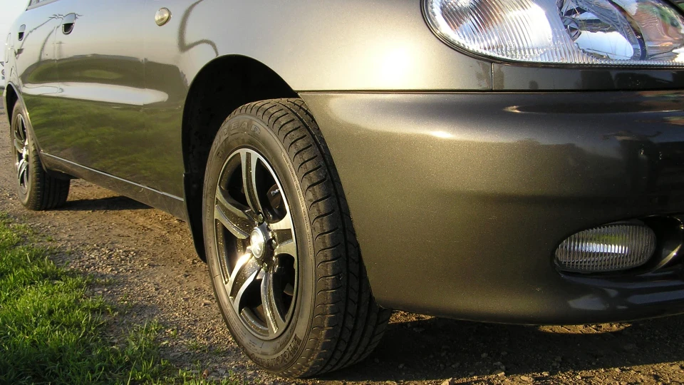 Daewoo Lanos 1.5 S 2
