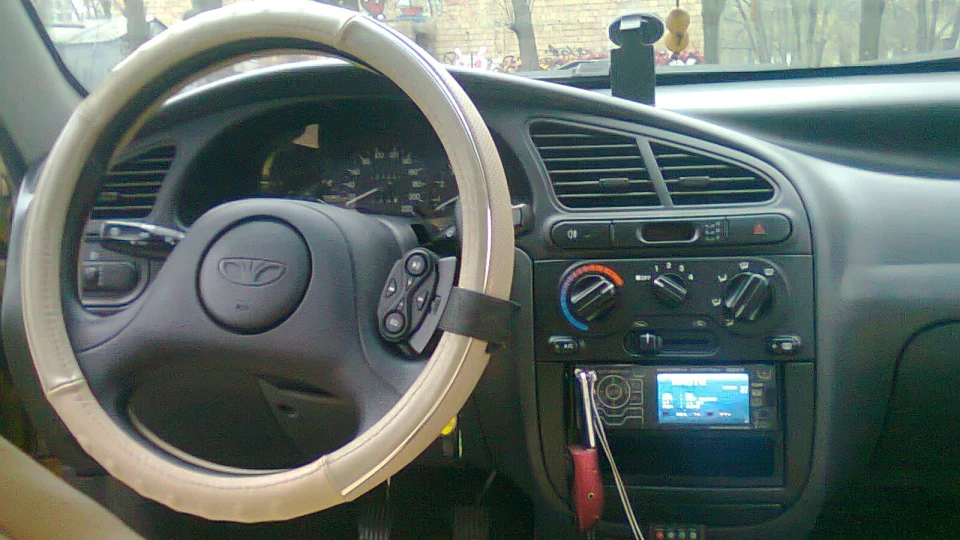 Daewoo Lanos 1.5 3