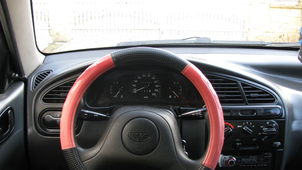 Daewoo Lanos 1.5 5