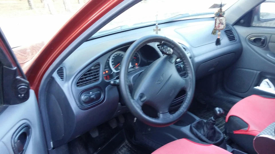 Daewoo Lanos 1.5 2