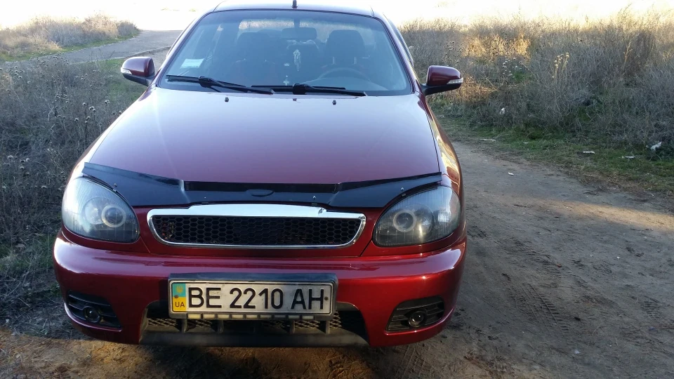 Daewoo Lanos 1.5 3