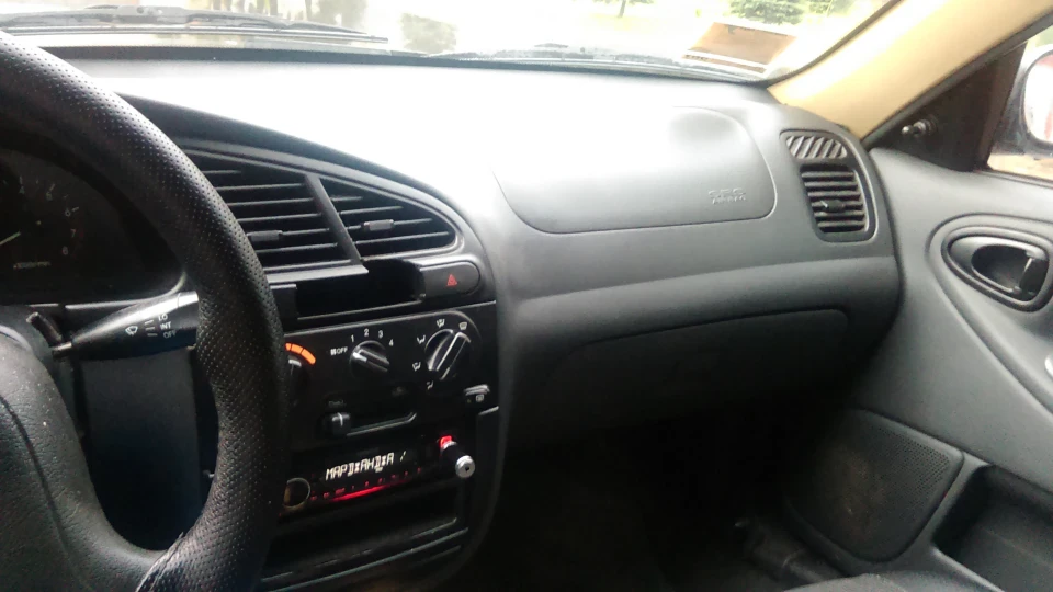 Daewoo Lanos 1.5 2