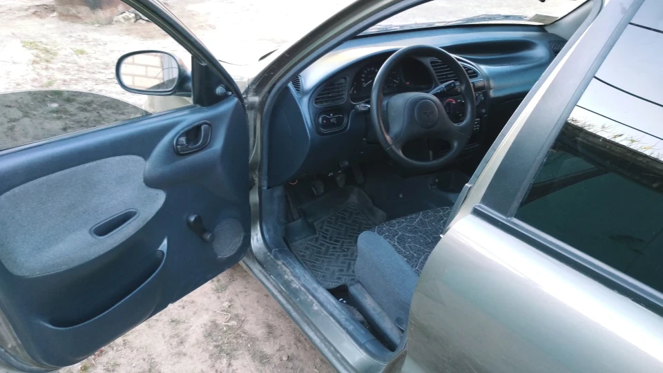 Daewoo Lanos 1.5 3