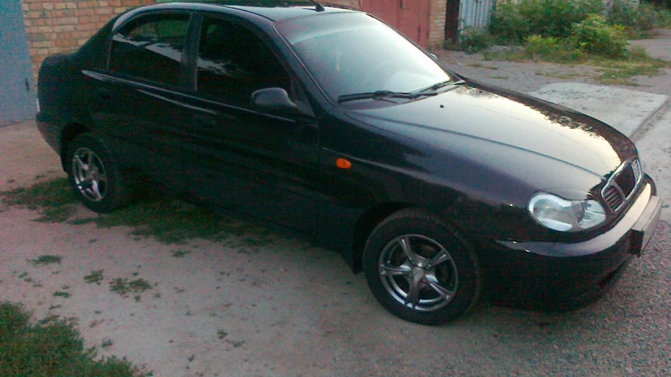 Daewoo Lanos 1.5 3