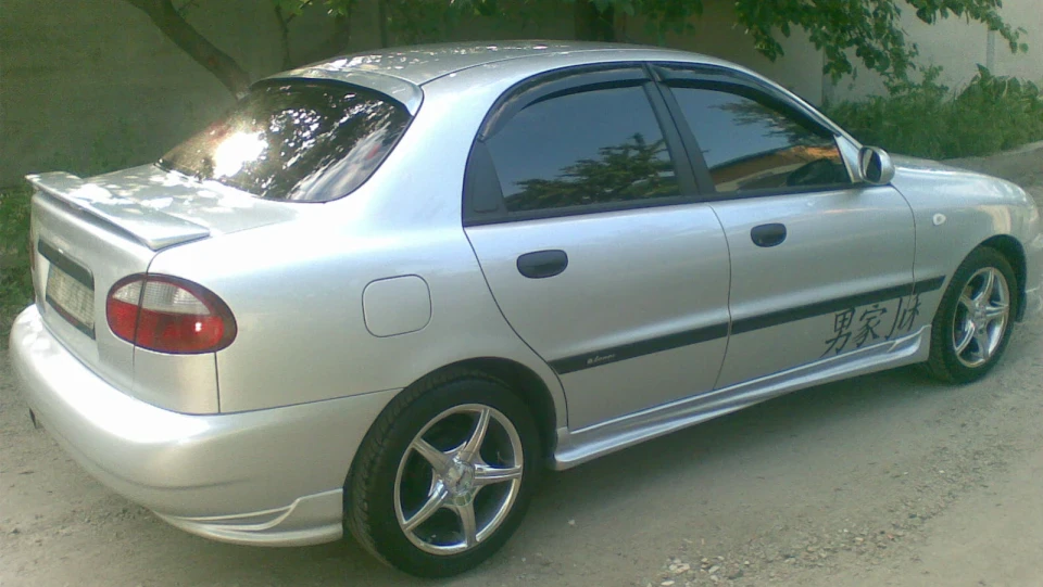 Daewoo Lanos 1.5i 3