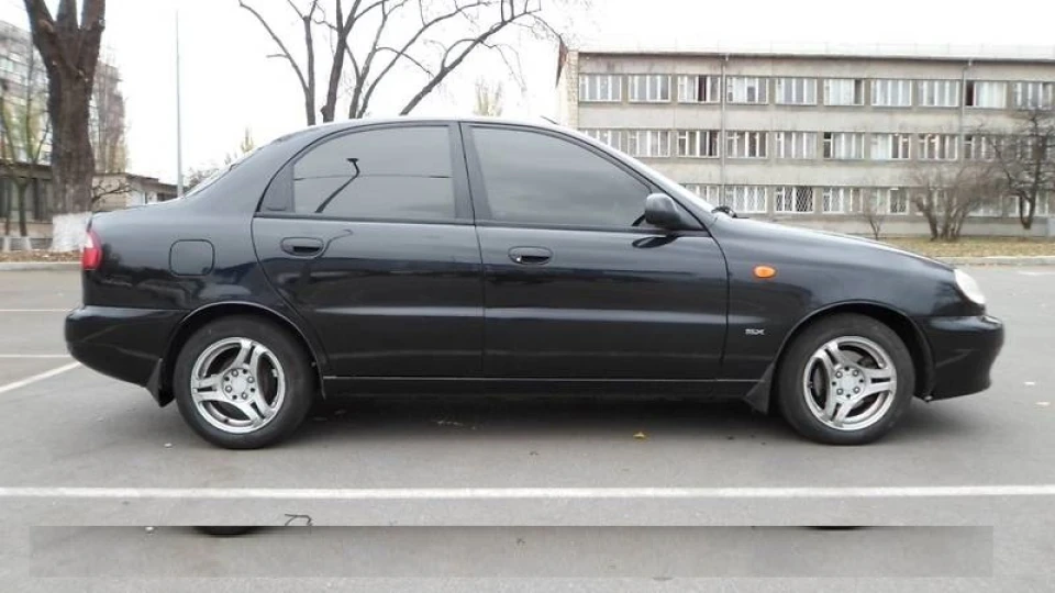 Daewoo Lanos 1.6 SX Black Pearl 2