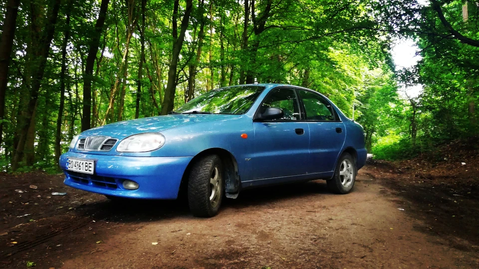 Daewoo Lanos 1.6 sx "Blue Edition" 2