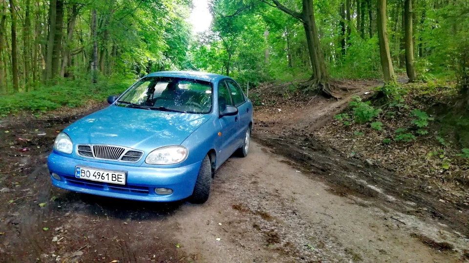 Daewoo Lanos 1.6 sx "Blue Edition" 3